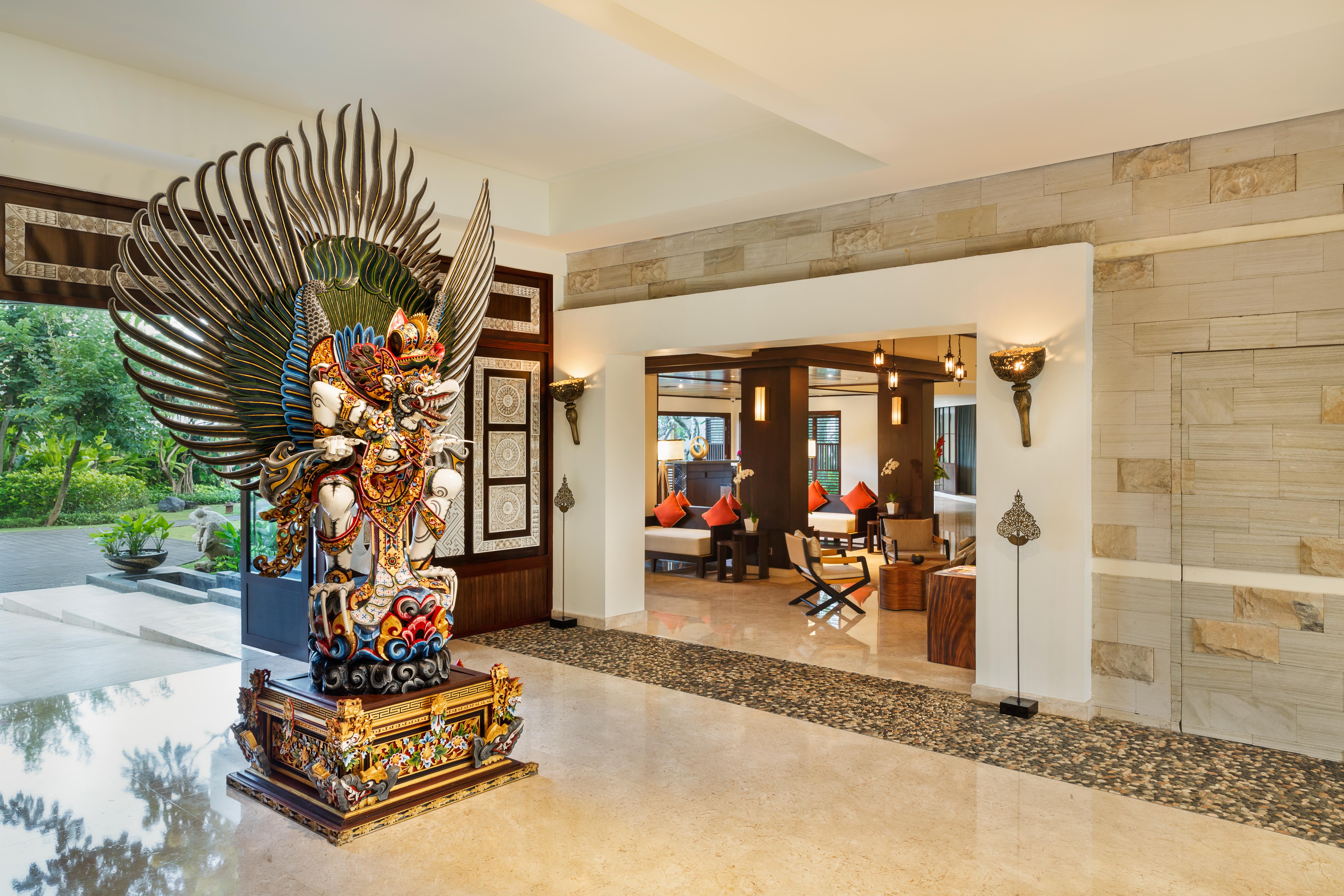 The Seminyak Beach Resort & Spa Exteriér fotografie The lobby of the hotel
