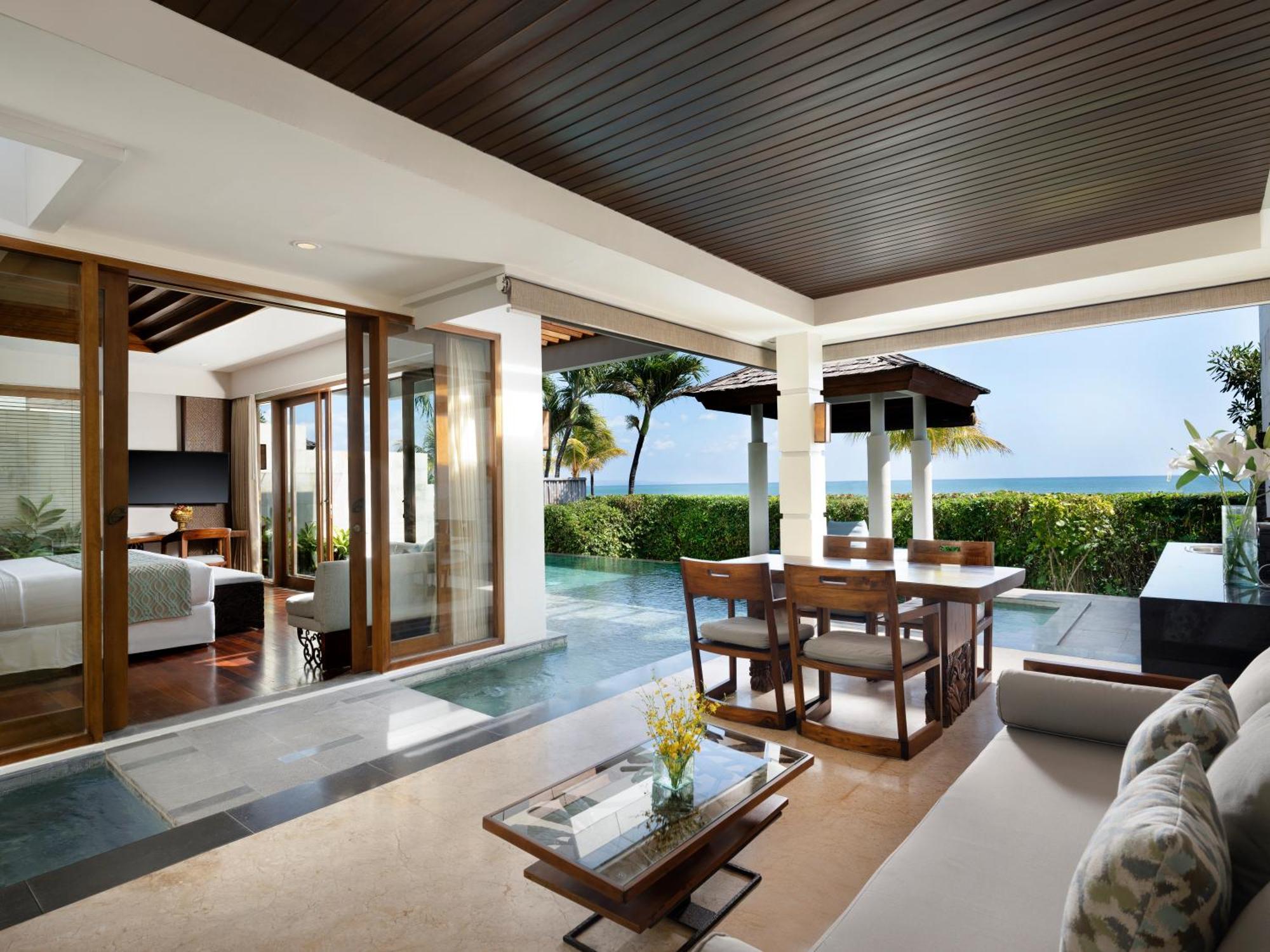 The Seminyak Beach Resort & Spa Exteriér fotografie A pool villa at the W Retreats & Spa, Phuket