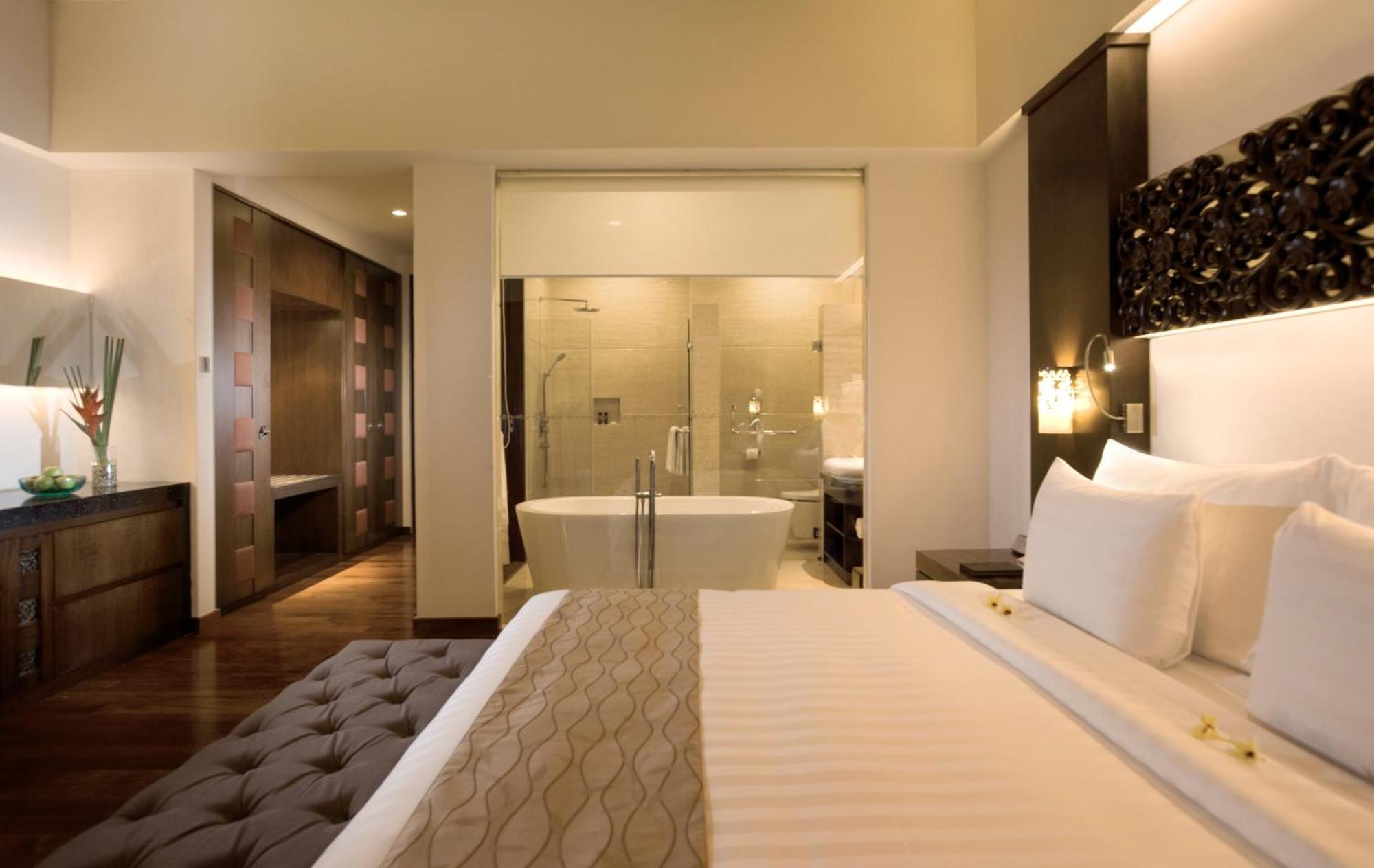 The Seminyak Beach Resort & Spa Pokoj fotografie A bedroom at the hotel