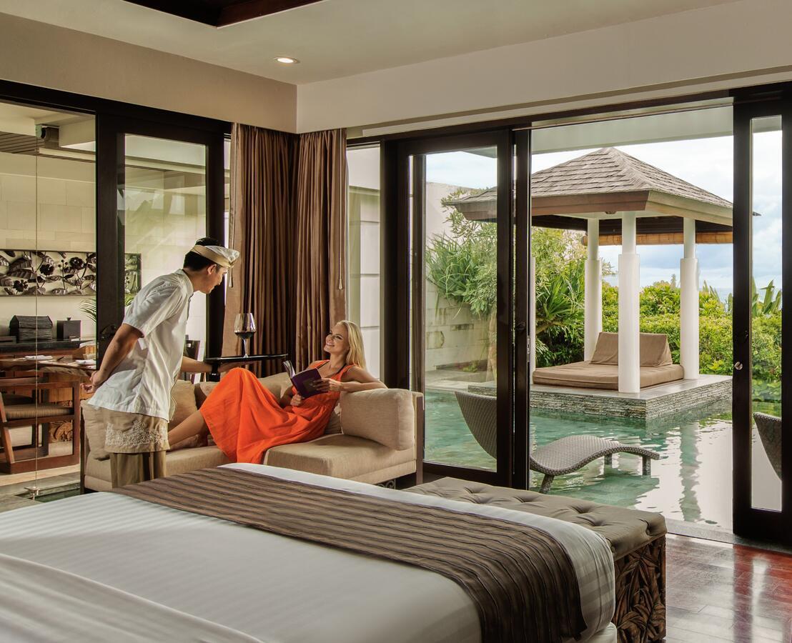 The Seminyak Beach Resort & Spa Exteriér fotografie A guest at the Shangri-La Hotel, Kuala Lumpur